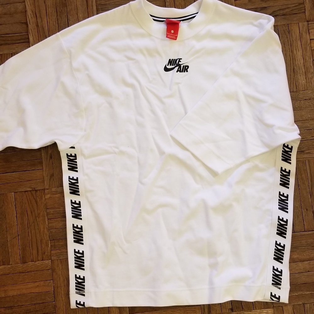 Nike Women's Sportswear Boxy Top